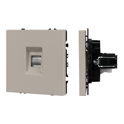 db755a5af288210142de9e94e19bddc4